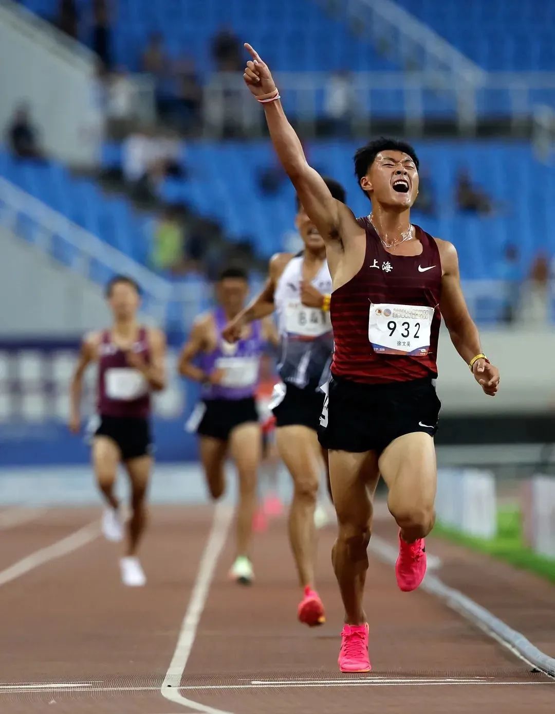 雷火电竞亚洲先驱-阿姆斯特丹选手屡创佳绩，震撼现场