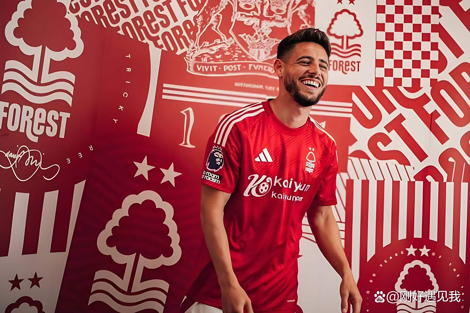 雷火电竞app-英超场外新闻不断，话题热度爆表的简单介绍