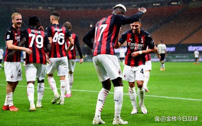 意大利足球明星球队之间的巅峰对决