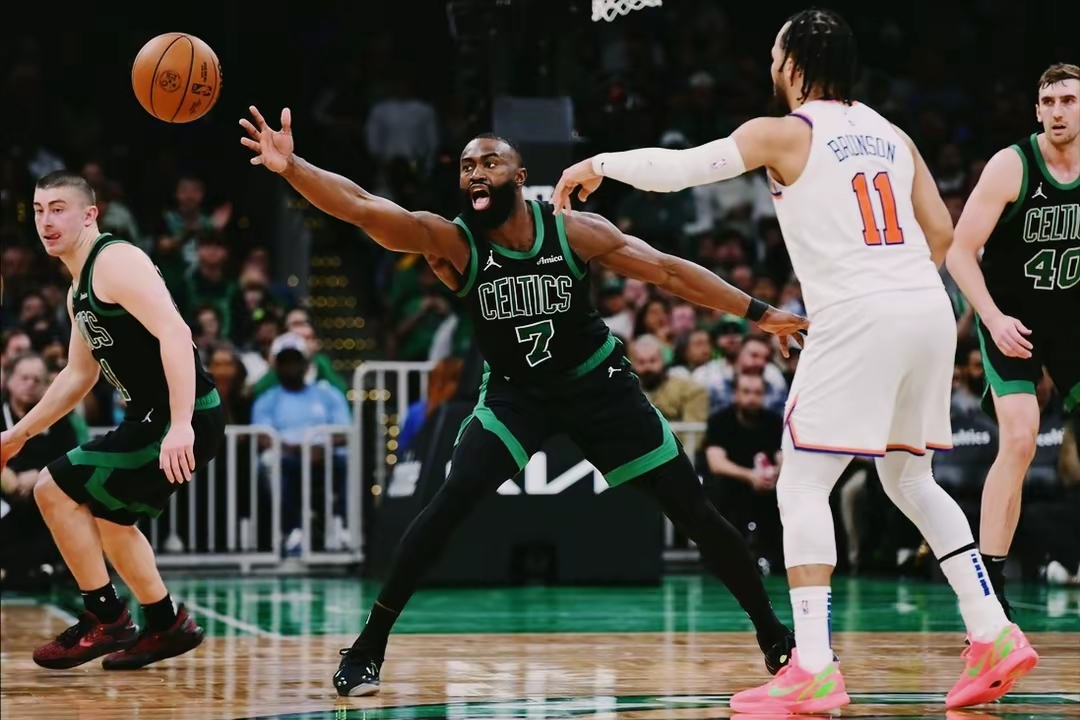 雷火电竞-凯尔特人险胜湖人，德罗赞关键制胜