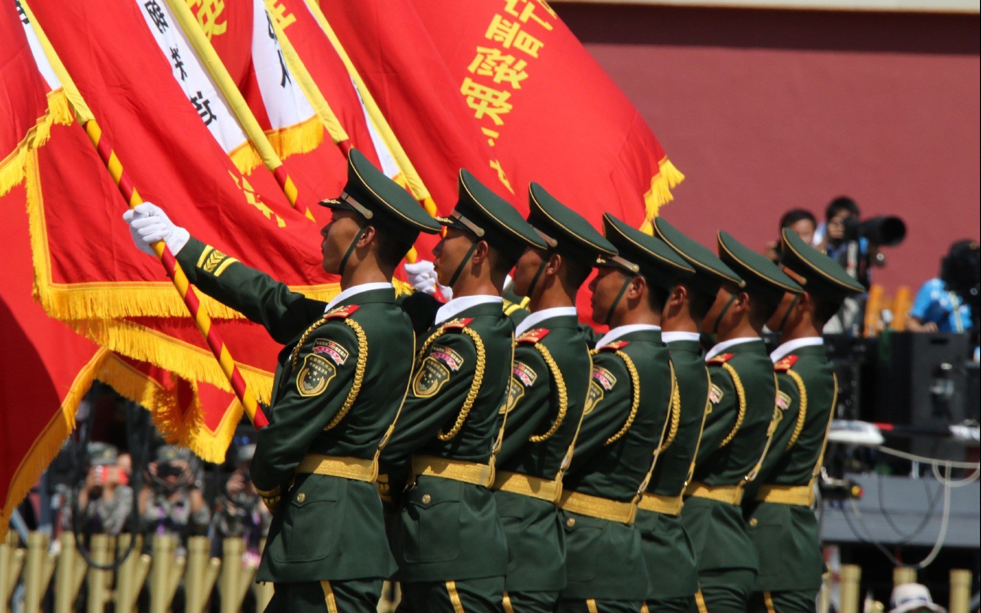 雷火电竞简介-沙特提前终结出线悬念，几内亚黯然退场—罗德里化身绿茵场关键先生