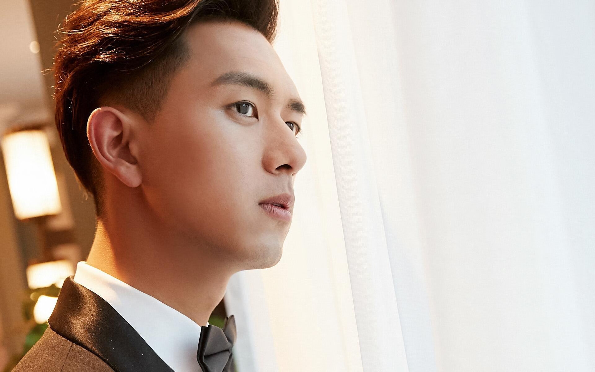 极速之夜与沉默刺客，当F1引擎轰鸣时，欧文在压力下完成终极进化