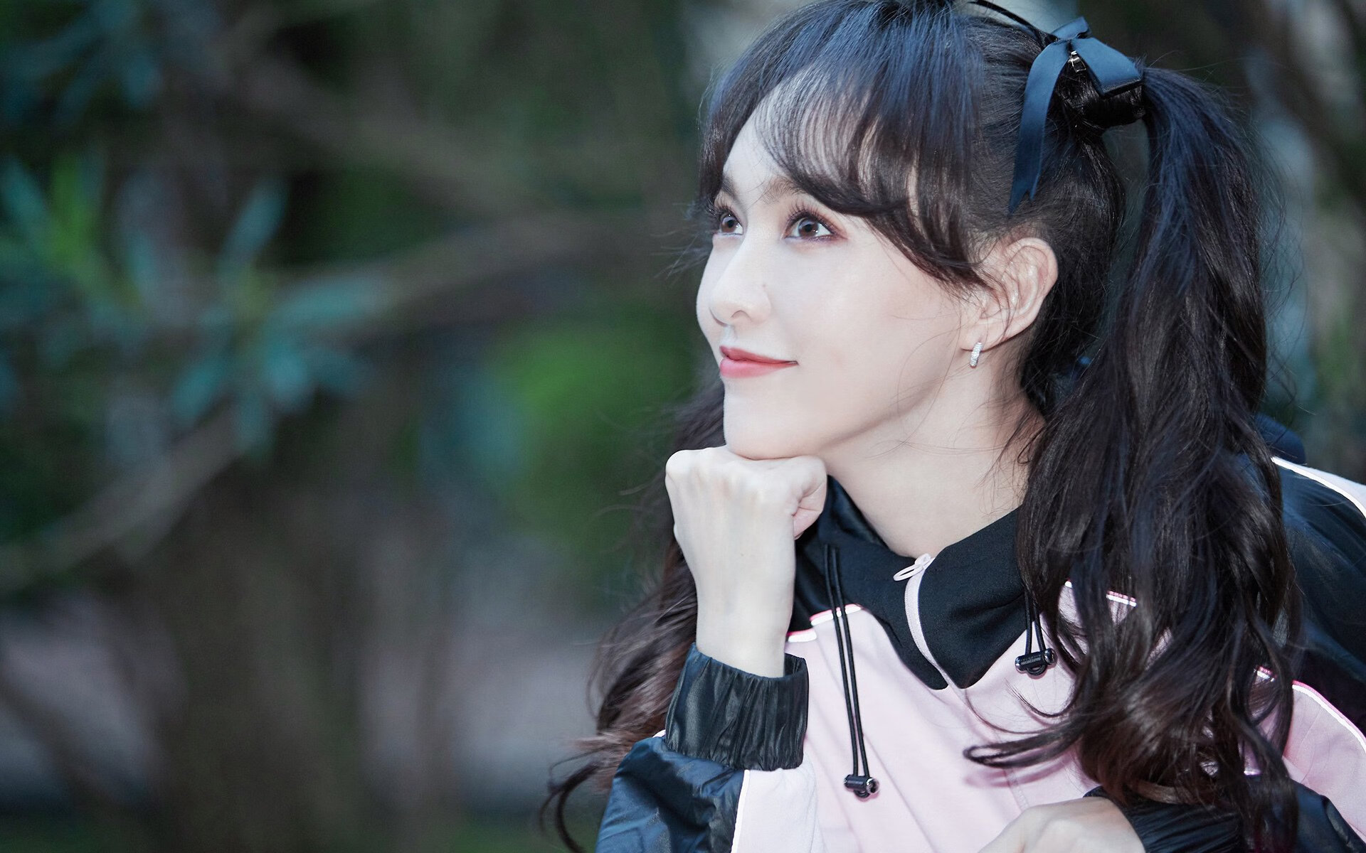 秘鲁提前终结悬念，西班牙战车抛锚，伊萨克化身关键先生